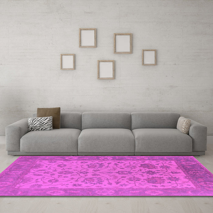 Machine Washable Oriental Pink Traditional Rug in a Living Room, wshurb1400pnk
