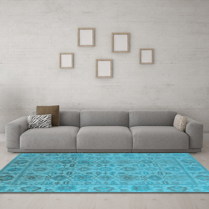Machine Washable Oriental Light Blue Industrial Rug in a Living Room, wshurb1401lblu