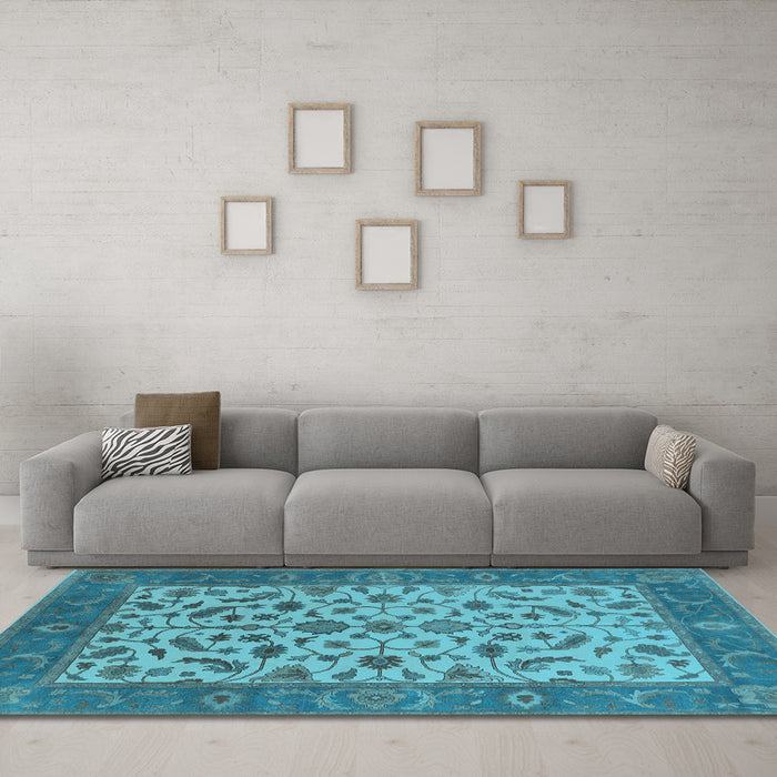 Machine Washable Oriental Light Blue Traditional Rug in a Living Room, wshurb1403lblu