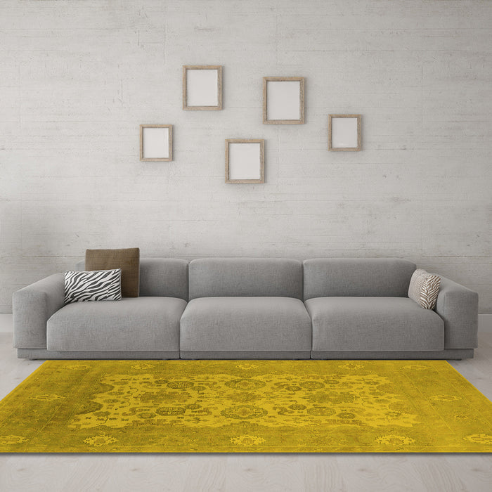 Machine Washable Oriental Yellow Industrial Rug in a Living Room, wshurb1404yw