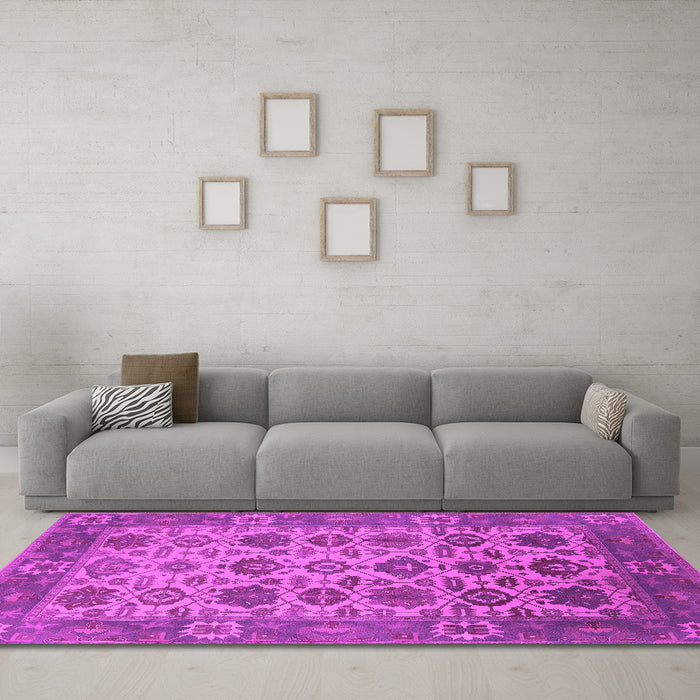 Machine Washable Oriental Pink Industrial Rug in a Living Room, wshurb1405pnk