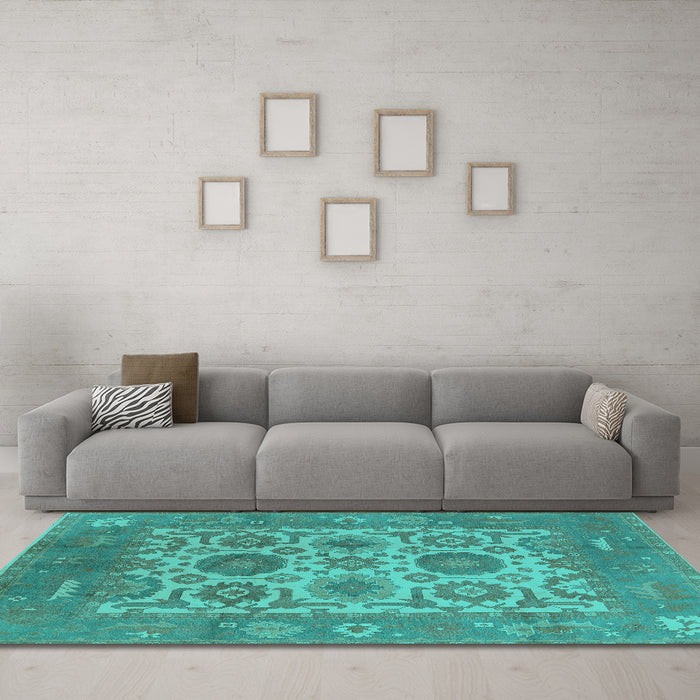 Machine Washable Oriental Turquoise Traditional Area Rugs in a Living Room,, wshurb1407turq