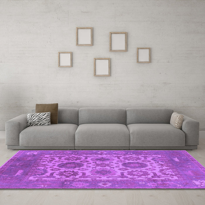 Machine Washable Oriental Purple Traditional Area Rugs in a Living Room, wshurb1407pur