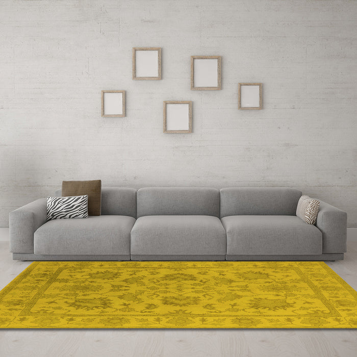 Machine Washable Oriental Yellow Industrial Rug in a Living Room, wshurb1412yw