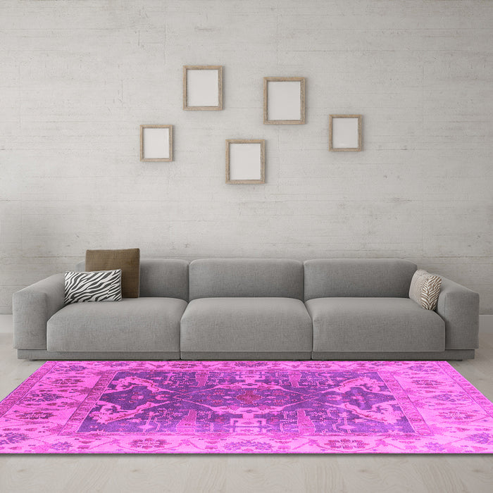 Machine Washable Oriental Pink Traditional Rug in a Living Room, wshurb1413pnk