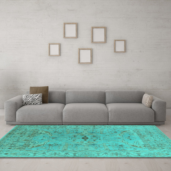 Machine Washable Oriental Turquoise Traditional Area Rugs in a Living Room,, wshurb1414turq