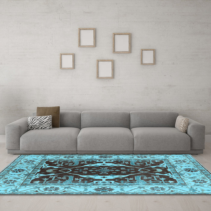 Machine Washable Oriental Light Blue Traditional Rug in a Living Room, wshurb1419lblu