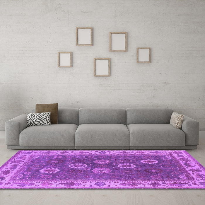 Machine Washable Oriental Purple Traditional Area Rugs in a Living Room, wshurb1420pur