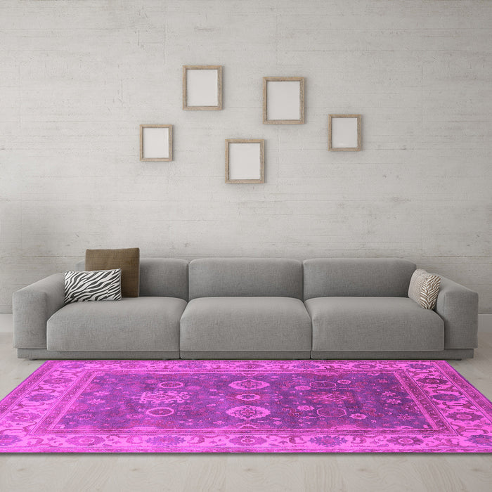 Machine Washable Oriental Pink Traditional Rug in a Living Room, wshurb1421pnk