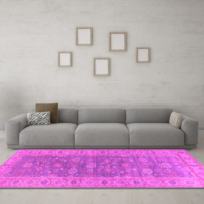 Machine Washable Oriental Pink Traditional Rug in a Living Room, wshurb1423pnk