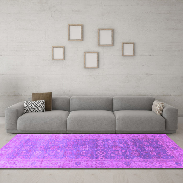 Machine Washable Oriental Purple Traditional Area Rugs in a Living Room, wshurb1429pur