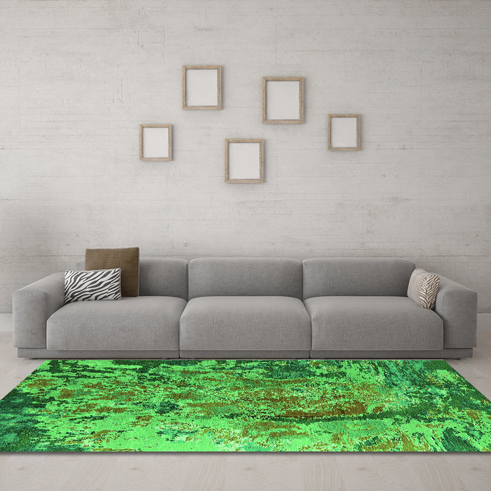 Machine Washable Oriental Green Industrial Area Rugs in a Living Room,, wshurb1439grn