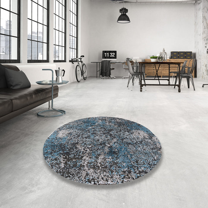 Round Mid-Century Modern Blue Oriental Rug in a Office, urb1442