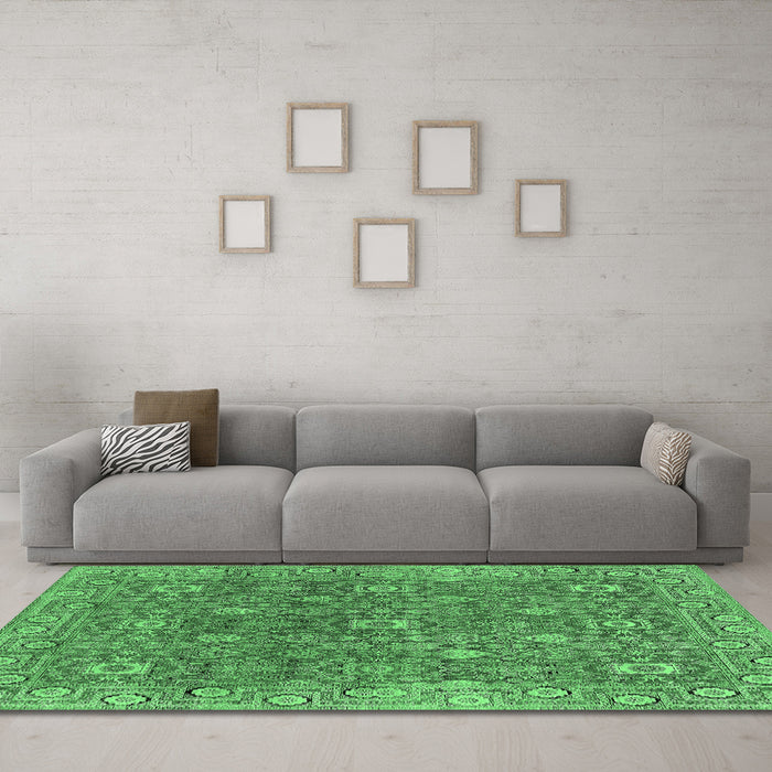 Machine Washable Oriental Emerald Green Industrial Area Rugs in a Living Room,, wshurb1445emgrn