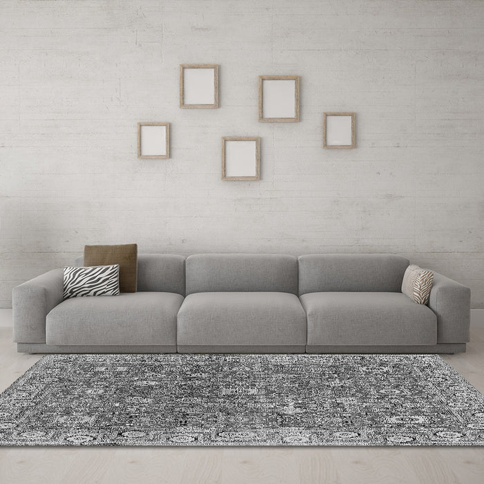 Machine Washable Oriental Gray Industrial Rug in a Living Room,, wshurb1445gry