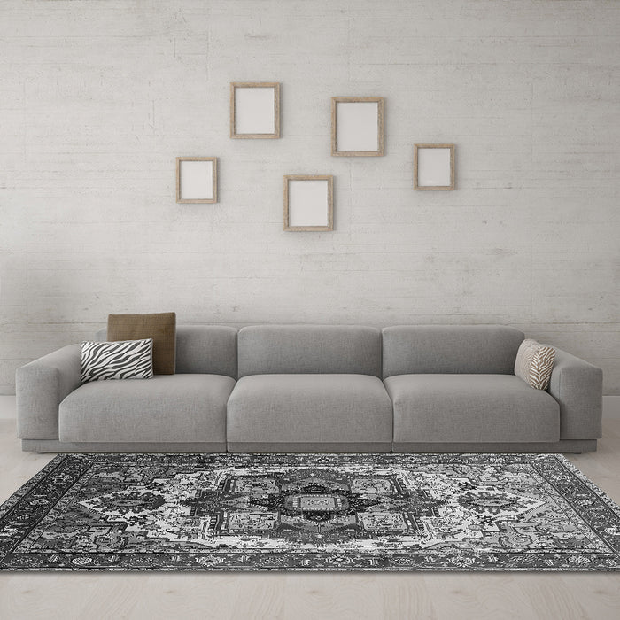 Machine Washable Oriental Gray Industrial Rug in a Living Room,, wshurb1450gry