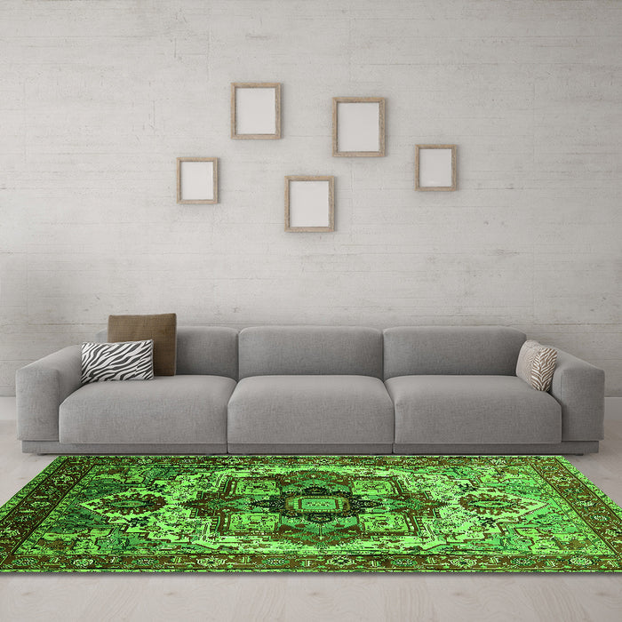 Machine Washable Oriental Green Industrial Area Rugs in a Living Room,, wshurb1450grn