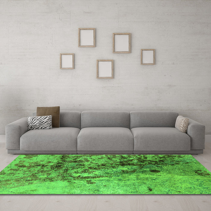 Machine Washable Oriental Green Industrial Area Rugs in a Living Room,, wshurb1453grn