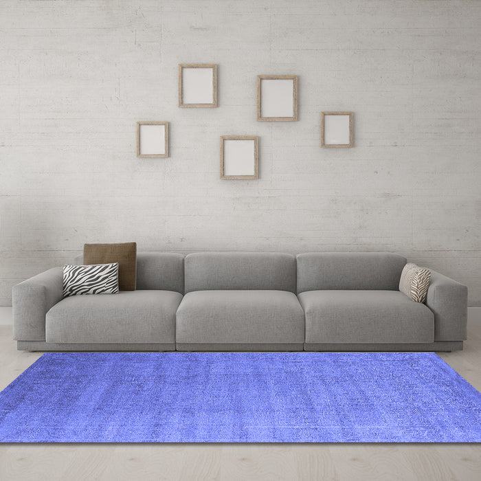 Machine Washable Oriental Blue Industrial Rug in a Living Room, wshurb1454blu