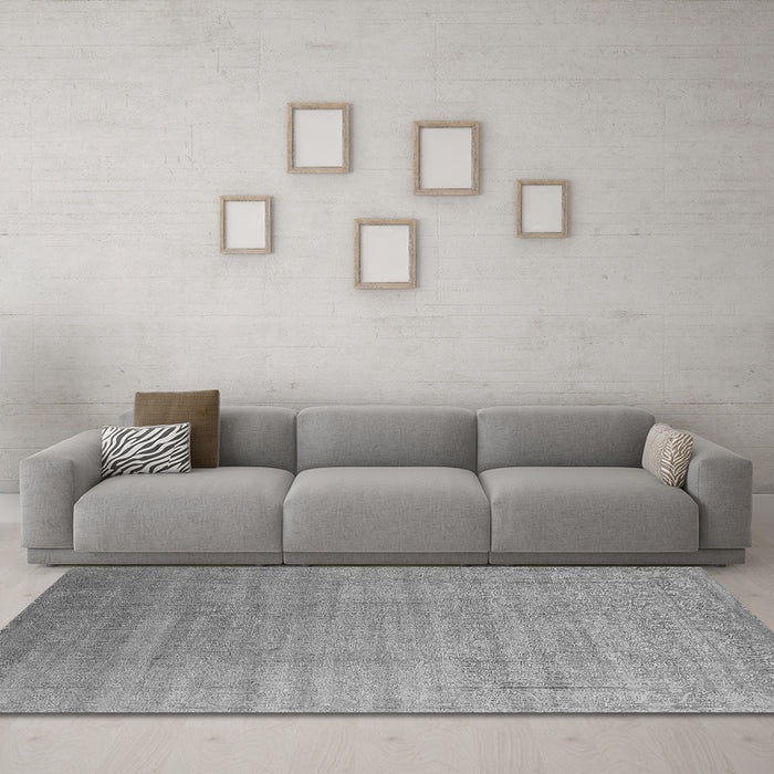 Machine Washable Oriental Gray Industrial Rug in a Living Room,, wshurb1454gry