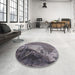 Round Mid-Century Modern Gray Oriental Rug in a Office, urb1458