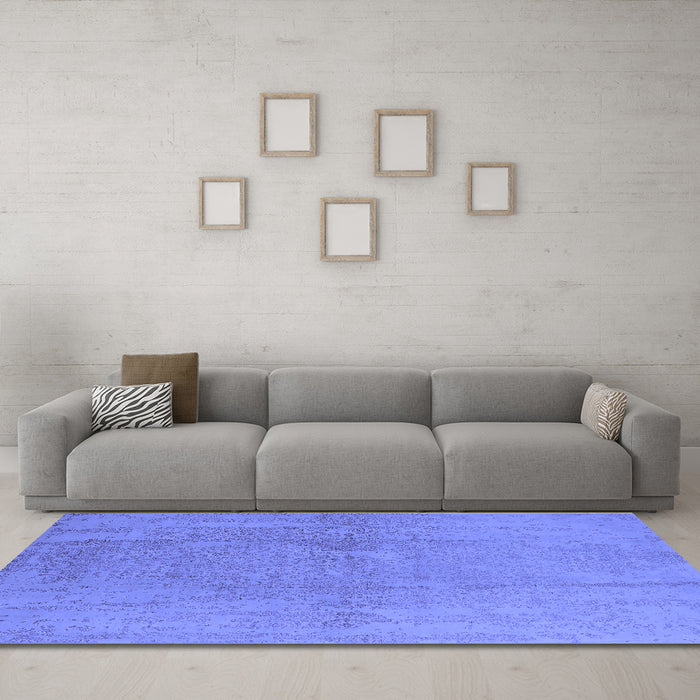 Machine Washable Oriental Blue Industrial Rug in a Living Room, wshurb1461blu