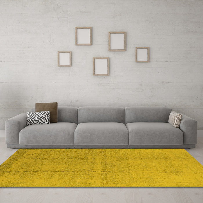 Machine Washable Oriental Yellow Industrial Rug in a Living Room, wshurb1462yw