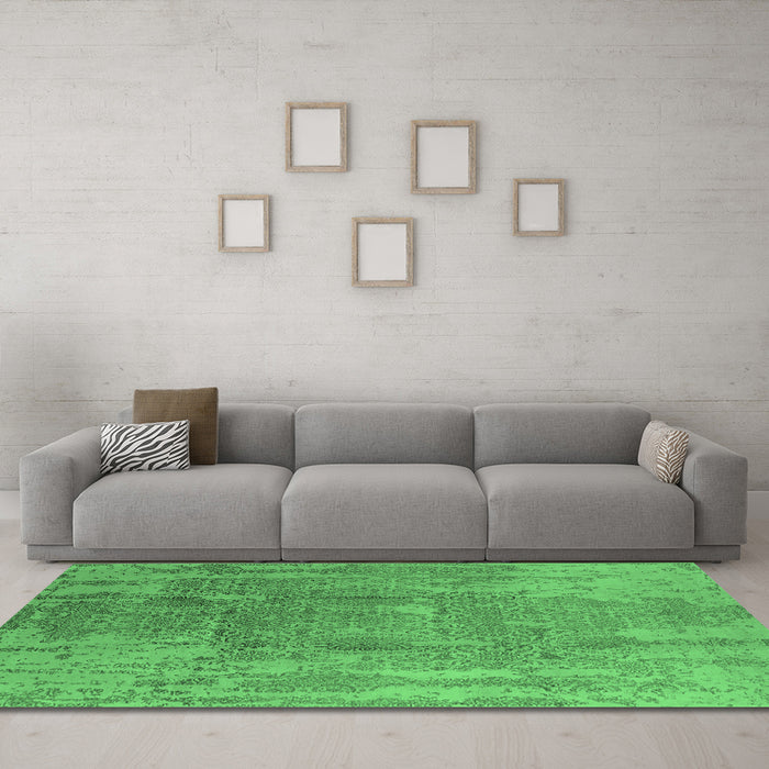 Machine Washable Oriental Emerald Green Industrial Area Rugs in a Living Room,, wshurb1464emgrn