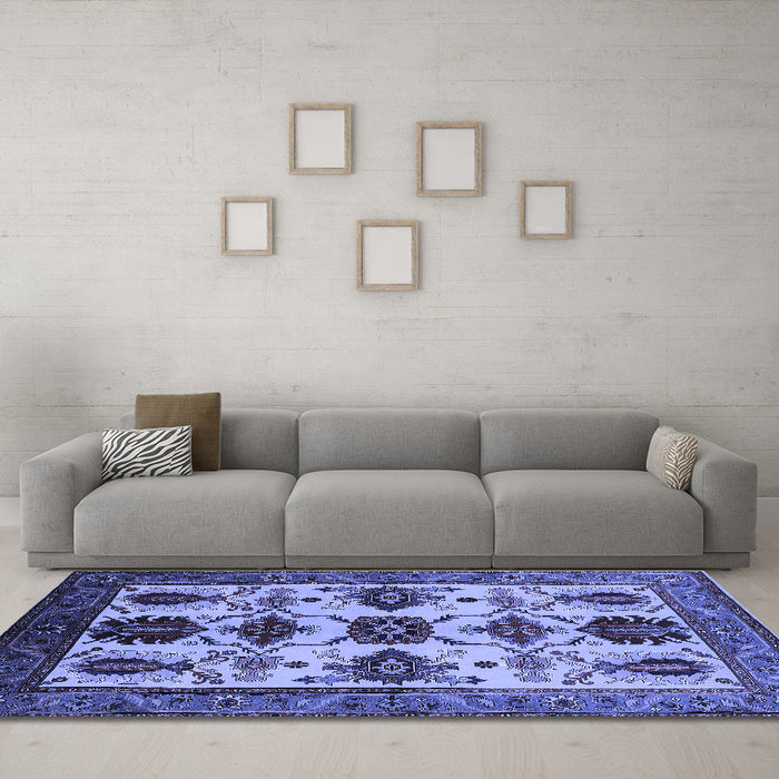 Machine Washable Oriental Blue Industrial Rug in a Living Room, wshurb1465blu