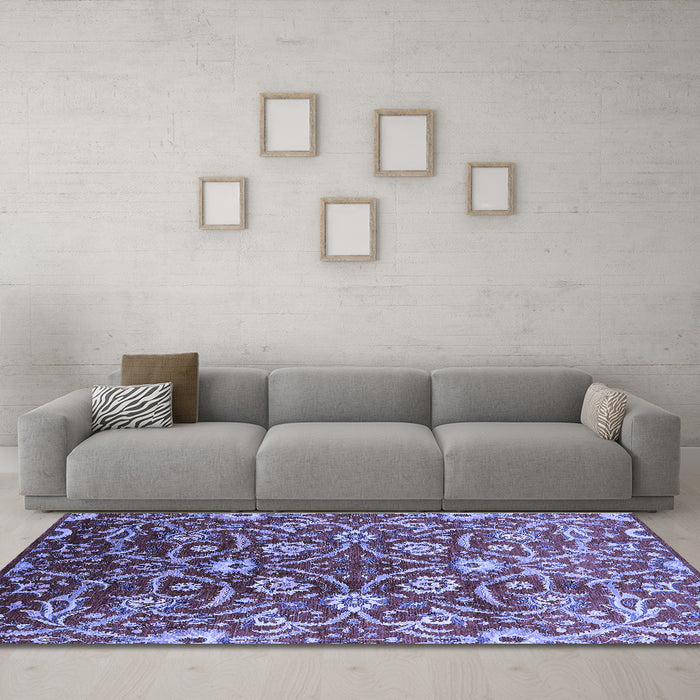 Machine Washable Oriental Blue Industrial Rug in a Living Room, wshurb1466blu