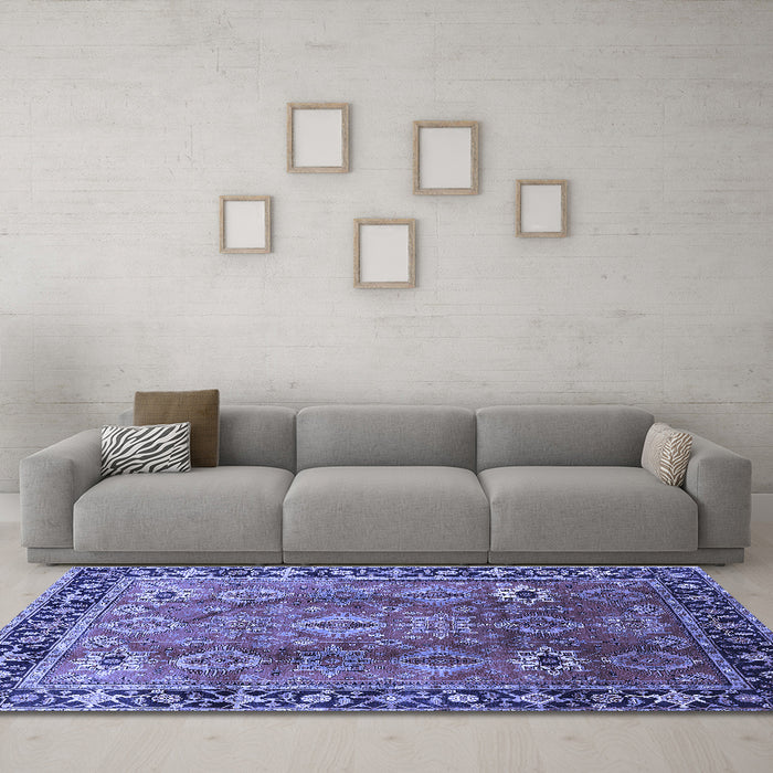 Machine Washable Oriental Blue Traditional Rug in a Living Room, wshurb1467blu