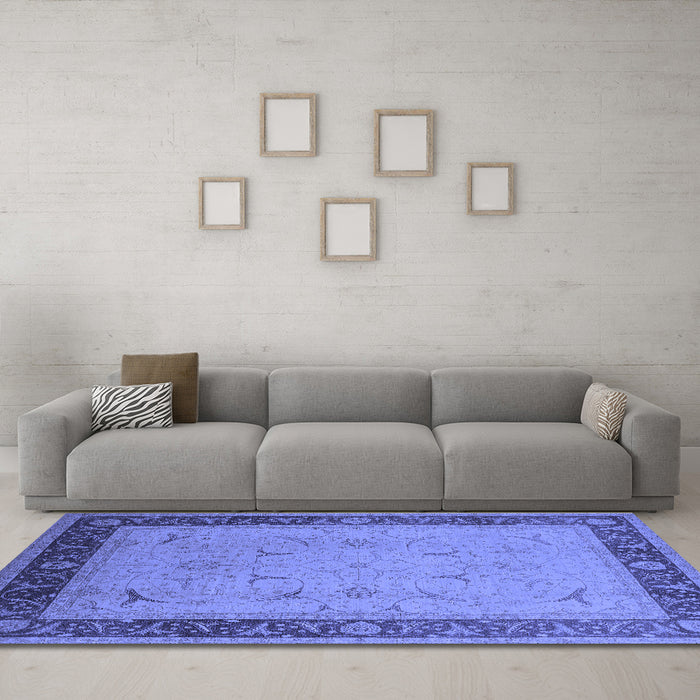 Machine Washable Oriental Blue Industrial Rug in a Living Room, wshurb1468blu