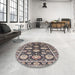 Round Mid-Century Modern Black Oriental Rug in a Office, urb1471