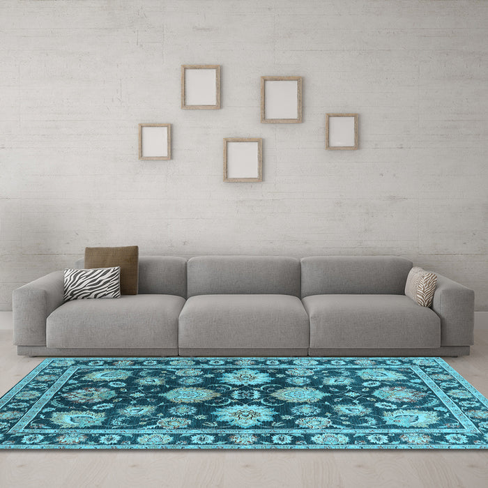 Machine Washable Oriental Light Blue Traditional Rug in a Living Room, wshurb1471lblu