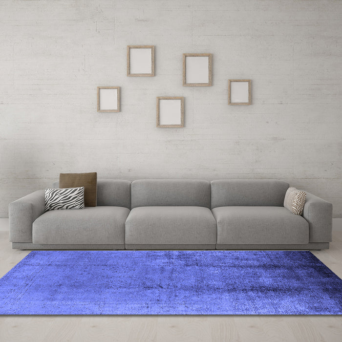 Machine Washable Oriental Blue Industrial Rug in a Living Room, wshurb1474blu