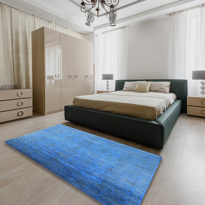 Machine Washable Industrial Modern Blue Rug in a Bedroom, wshurb1477
