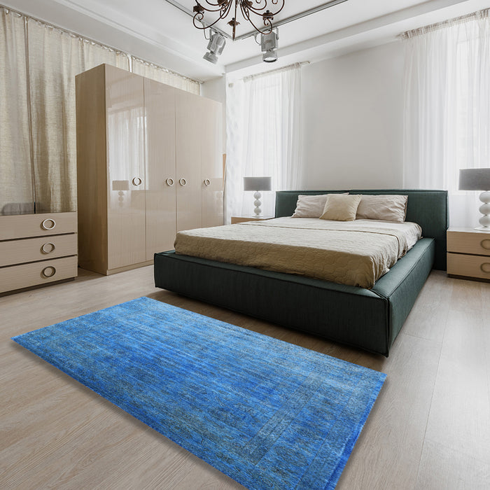 Machine Washable Industrial Modern Blue Rug in a Bedroom, wshurb1481