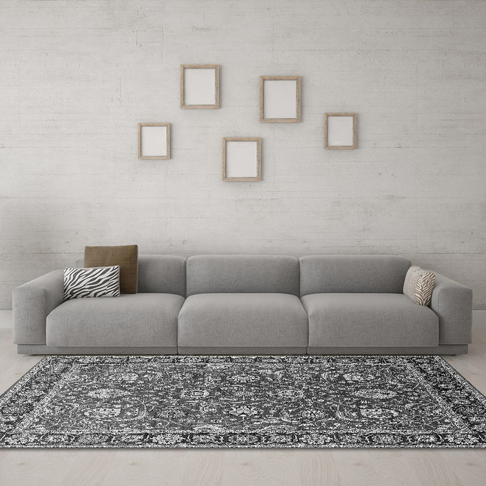 Machine Washable Oriental Gray Traditional Rug in a Living Room,, wshurb1483gry