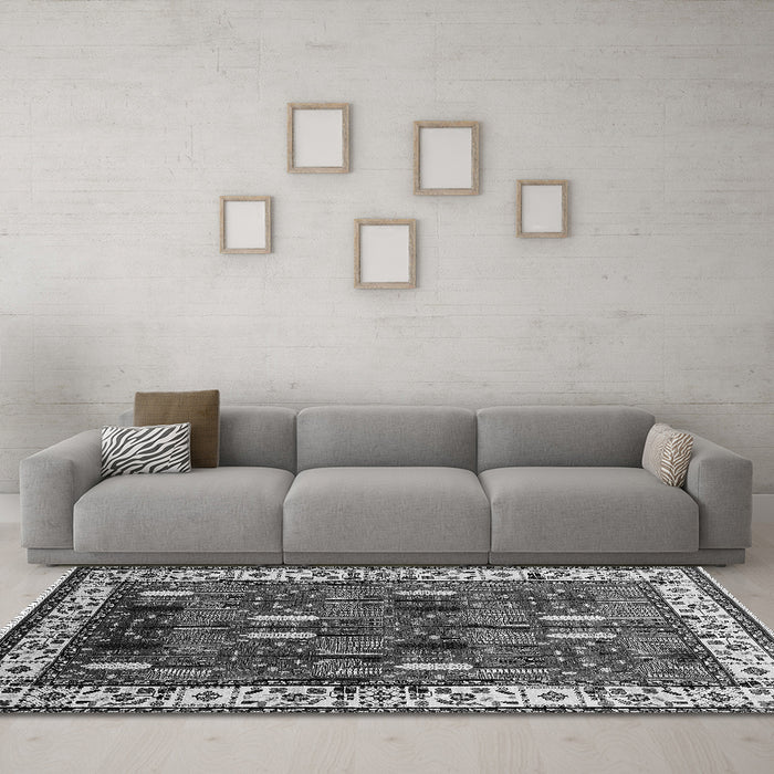 Machine Washable Oriental Gray Traditional Rug in a Living Room,, wshurb1484gry