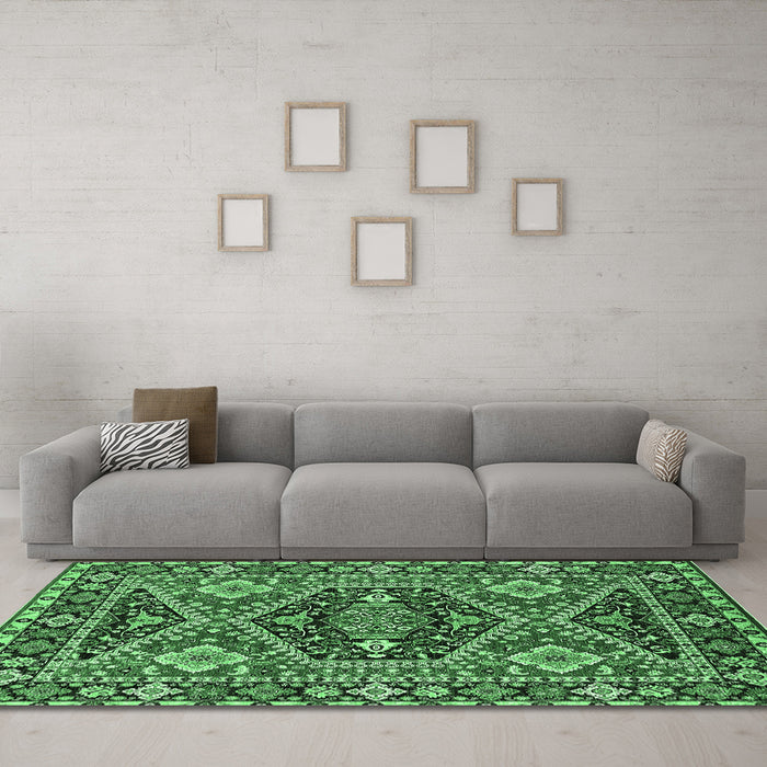 Machine Washable Persian Emerald Green Traditional Area Rugs in a Living Room,, wshurb1485emgrn