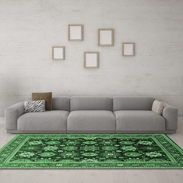 Machine Washable Oriental Emerald Green Industrial Area Rugs in a Living Room,, wshurb1486emgrn