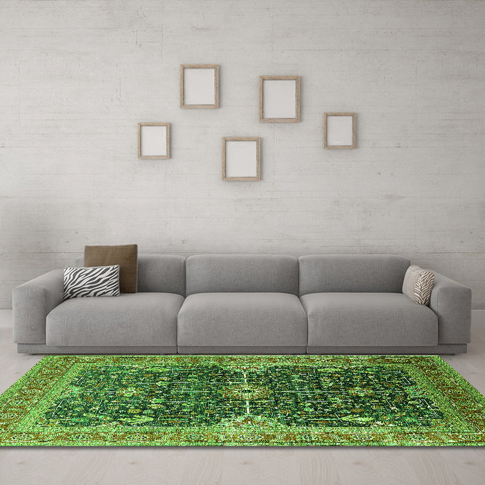Machine Washable Oriental Green Industrial Area Rugs in a Living Room,, wshurb1487grn