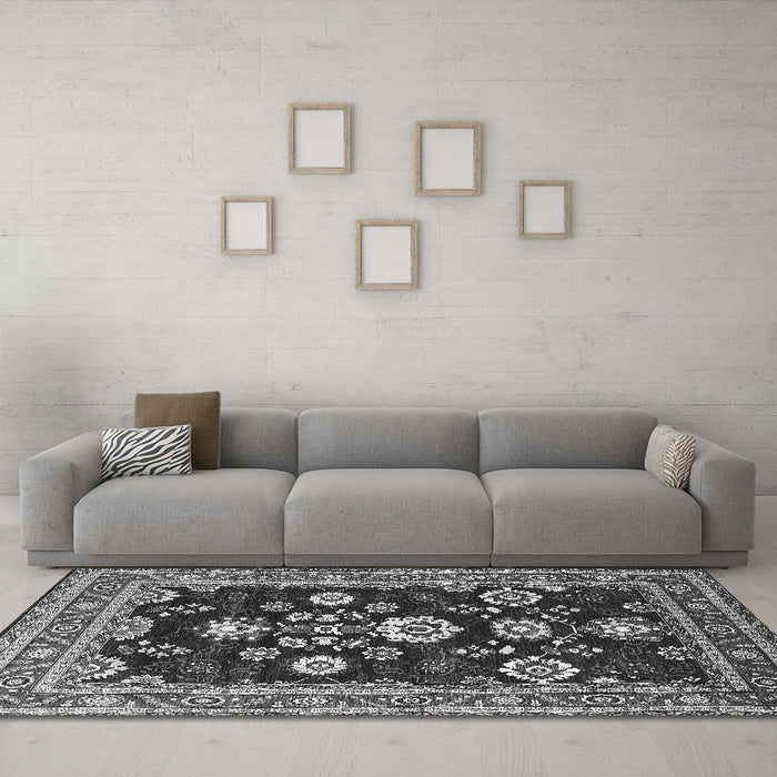 Machine Washable Oriental Gray Industrial Rug in a Living Room,, wshurb1489gry