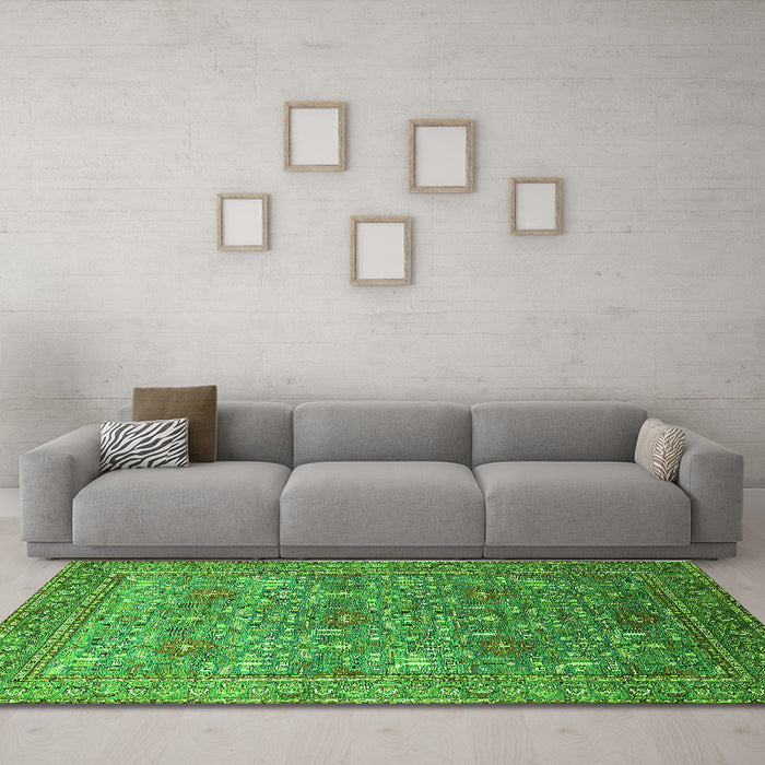 Machine Washable Oriental Green Industrial Area Rugs in a Living Room,, wshurb1492grn