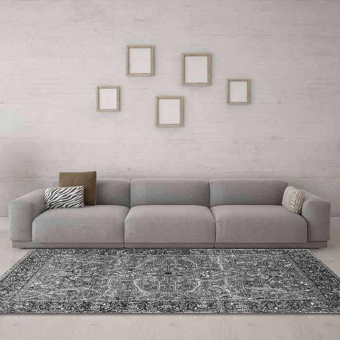 Machine Washable Oriental Gray Industrial Rug in a Living Room,, wshurb1493gry