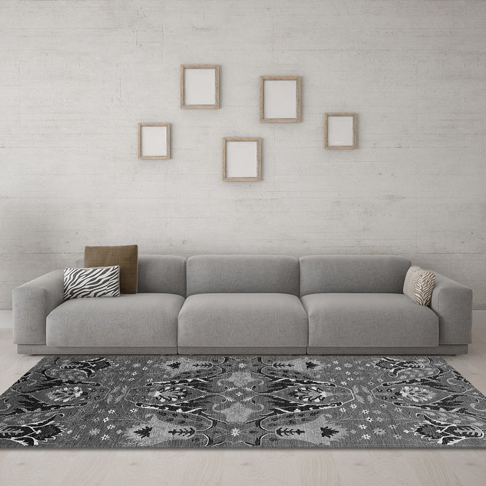 Machine Washable Oriental Gray Industrial Rug in a Living Room,, wshurb1495gry