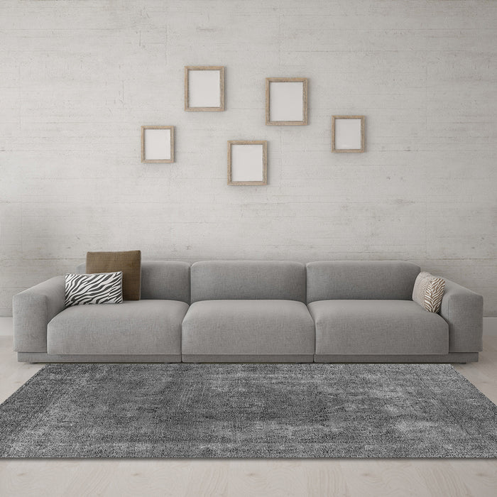 Machine Washable Oriental Gray Industrial Rug in a Living Room,, wshurb1502gry