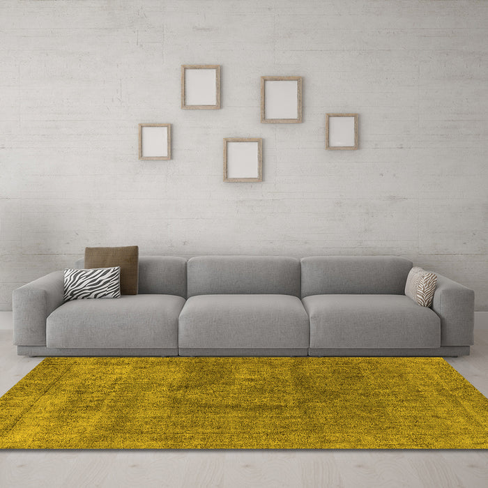 Machine Washable Oriental Yellow Industrial Rug in a Living Room, wshurb1504yw