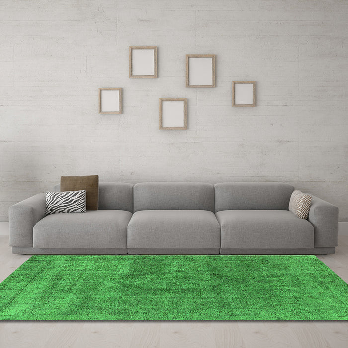 Machine Washable Oriental Green Industrial Area Rugs in a Living Room,, wshurb1504grn