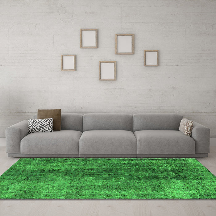 Machine Washable Oriental Green Industrial Area Rugs in a Living Room,, wshurb1505grn